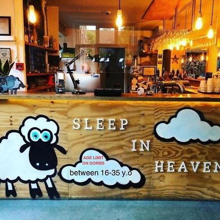 Sleep In Heaven Hostel โคเปนเฮเกน ภายนอก รูปภาพ